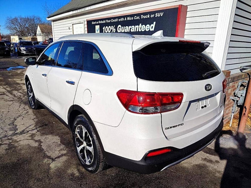 2017 Kia Sorento EX V6