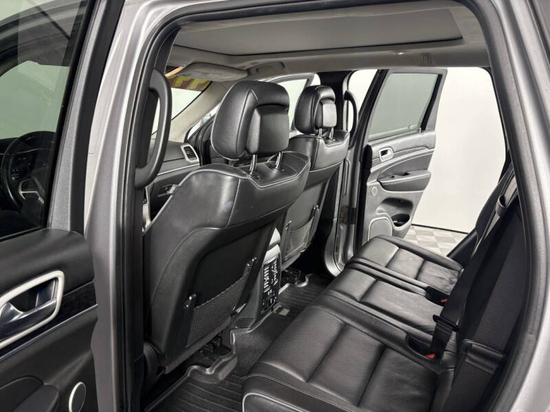 2020 Jeep Grand Cherokee Summit