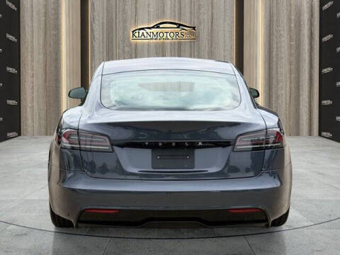 2023 Tesla Model S Standard Range