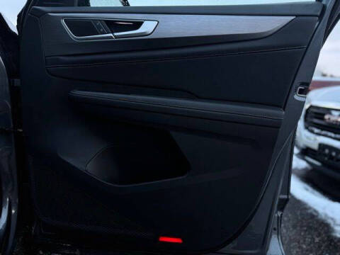 2025 Volkswagen Atlas Cross Sport SE 4Motion