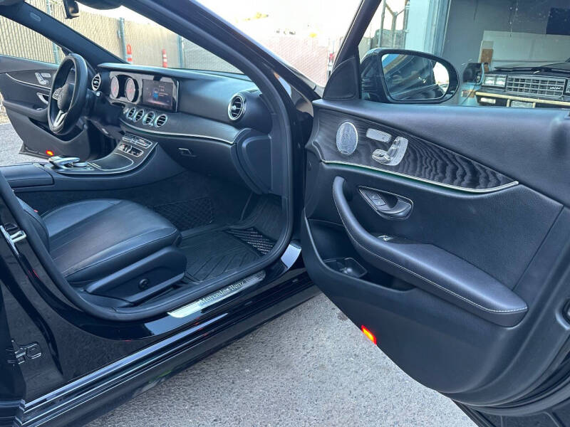 2019 Mercedes-Benz E-Class E 300