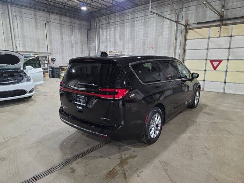 2026 Chrysler Pacifica Limited