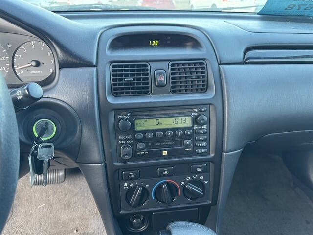 2003 Toyota Camry Solara SE