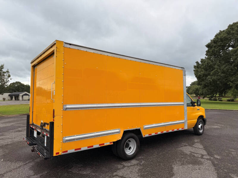 2019 Ford E-Series
