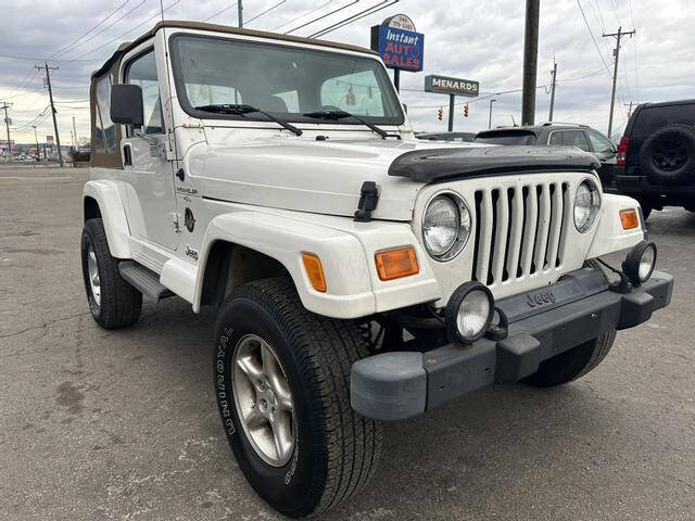 2000 Jeep Wrangler for sale at Instant Auto Sales in Chillicothe OH