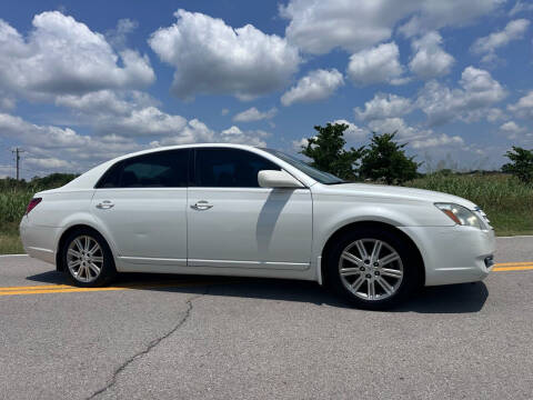 2006 Toyota Avalon for sale at ILUVCHEAPCARS.COM in Tulsa OK