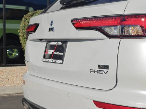 2025 Mitsubishi Outlander PHEV SEL Black Edition