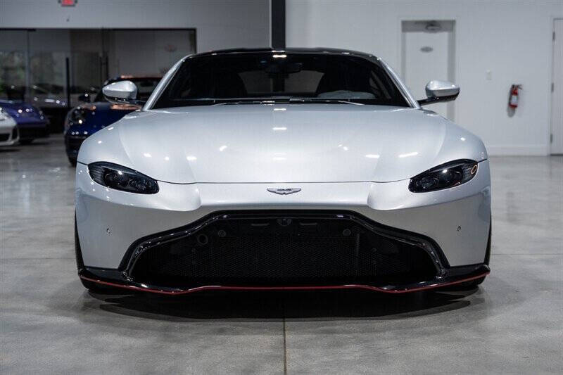 2019 Aston Martin Vantage