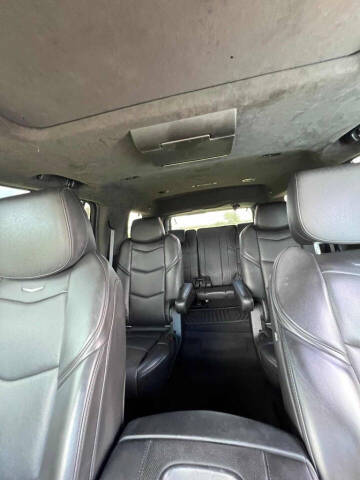 2018 Cadillac Escalade Platinum