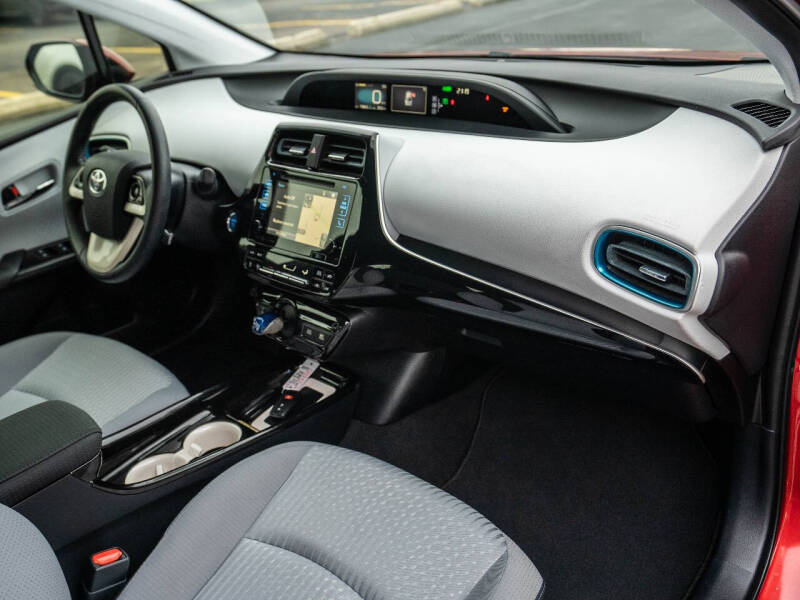 2016 Toyota Prius Two Eco