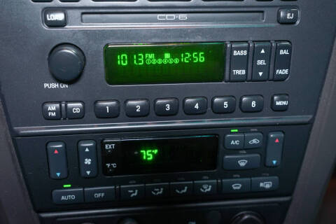 2002 Ford Thunderbird Deluxe