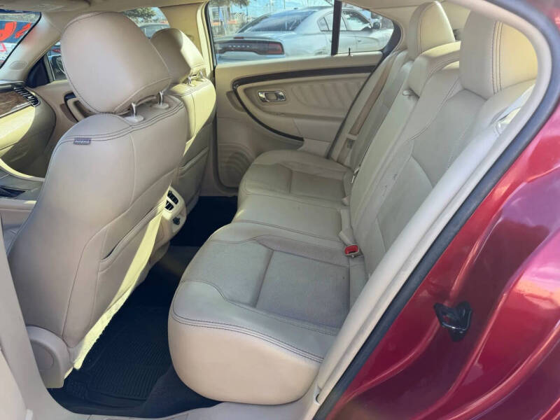 2014 Ford Taurus Limited