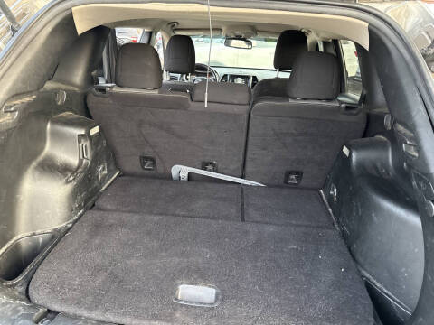 2017 Jeep Cherokee Sport