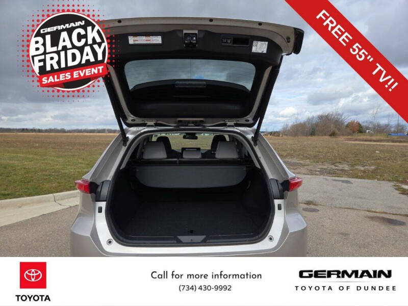 2024 Toyota Venza LE