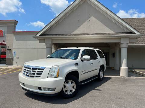 2007 Cadillac Escalade for sale at Newport Auto Group in Boardman OH