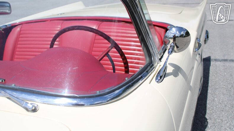 1957 Ford Thunderbird