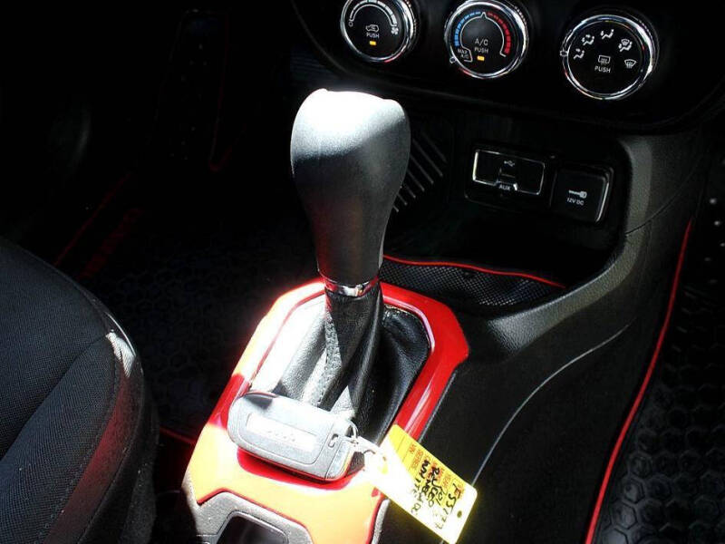 2017 Jeep Renegade Altitude