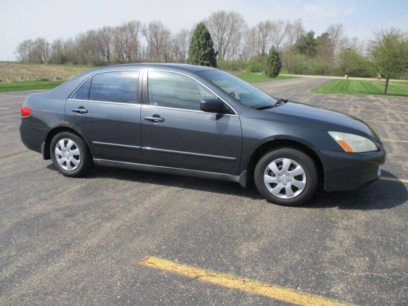 2005 Honda Accord for sale at Crossroads Used Cars Inc. in Tremont IL