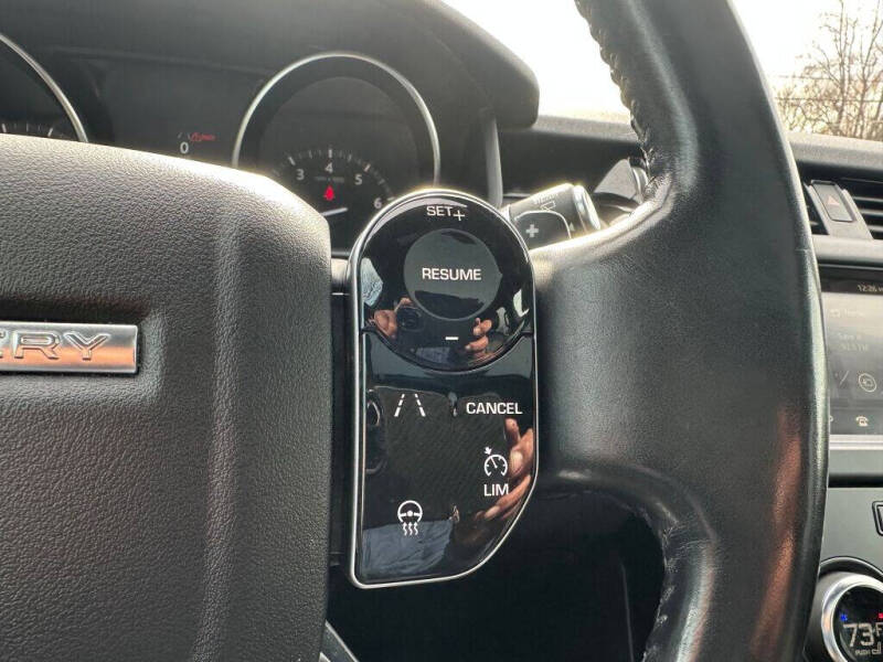 2020 Land Rover Discovery SE