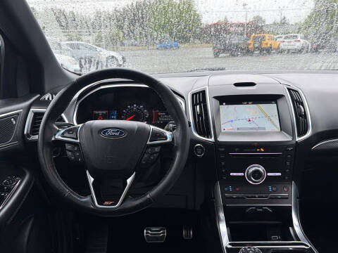 2019 Ford Edge ST