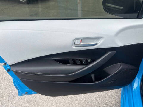 2020 Toyota Corolla Hatchback SE