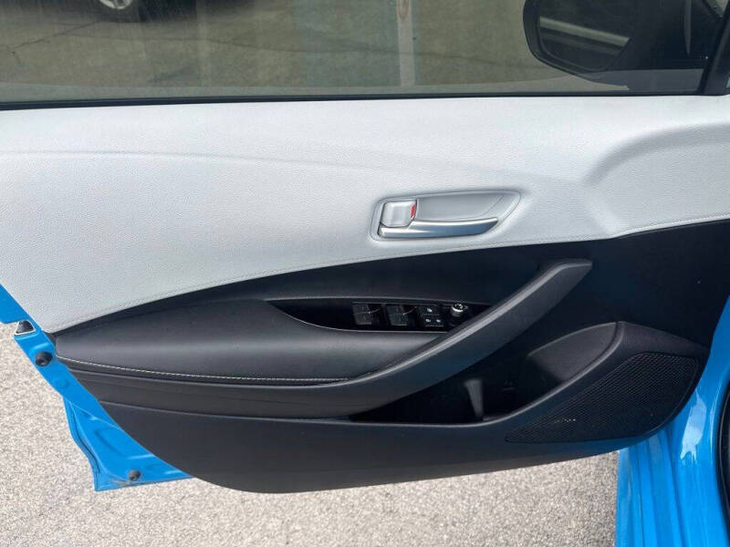 2020 Toyota Corolla Hatchback SE