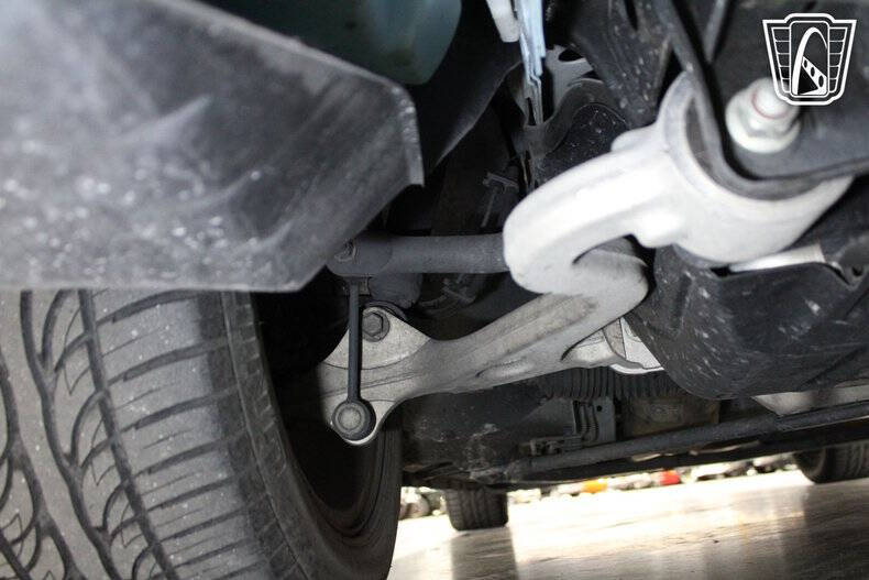 2003 Ford Thunderbird