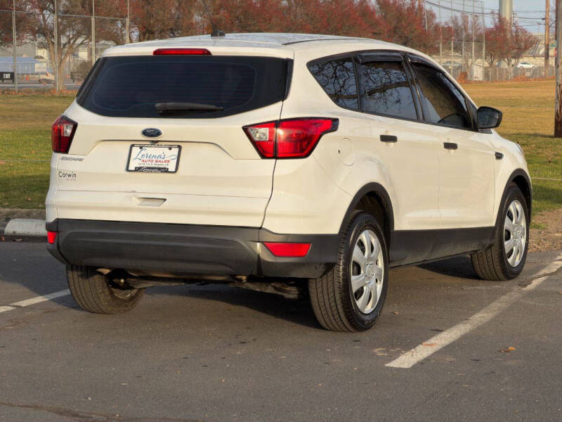2019 Ford Escape S