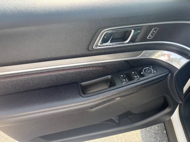 2016 Ford Explorer Sport