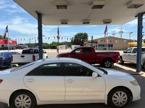 2010 Toyota Camry LE