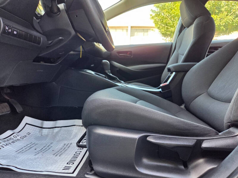 2022 Toyota Corolla LE