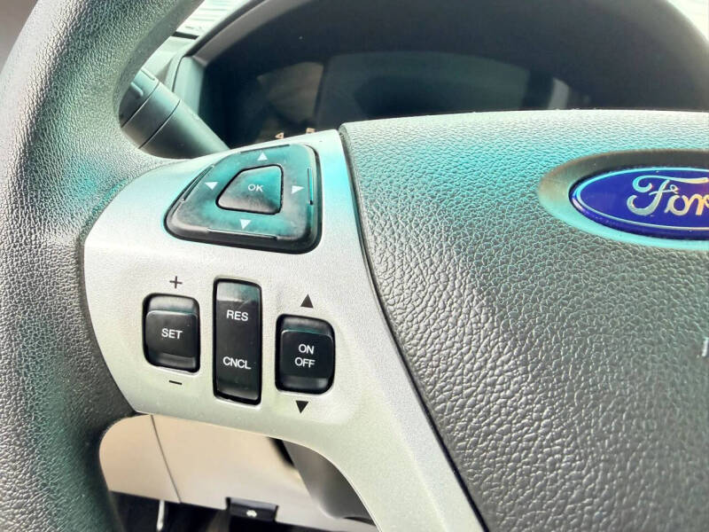 2015 Ford Explorer