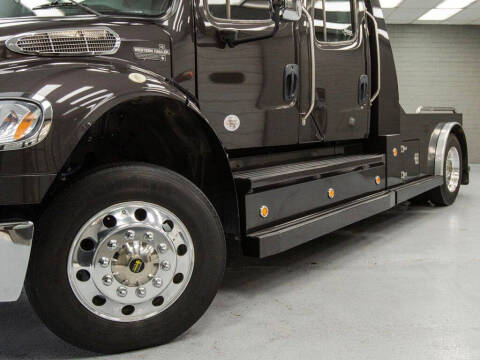 2018 Freightliner M2 106