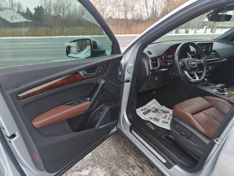 2018 Audi Q5 2.0T quattro Premium Plus