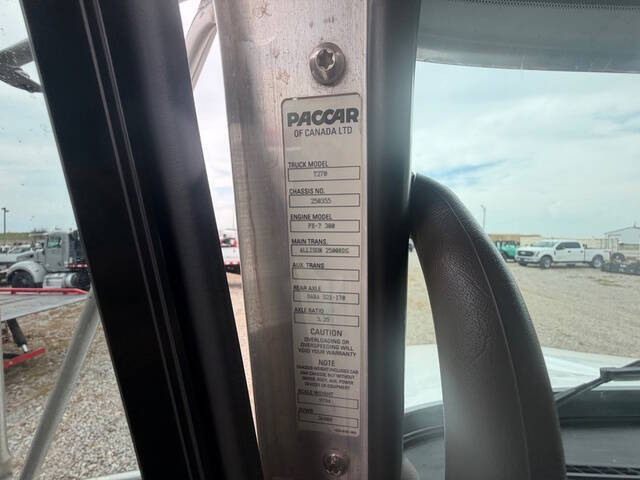 2019 Kenworth T270