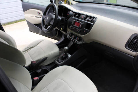 2013 Kia Rio 5-Door LX