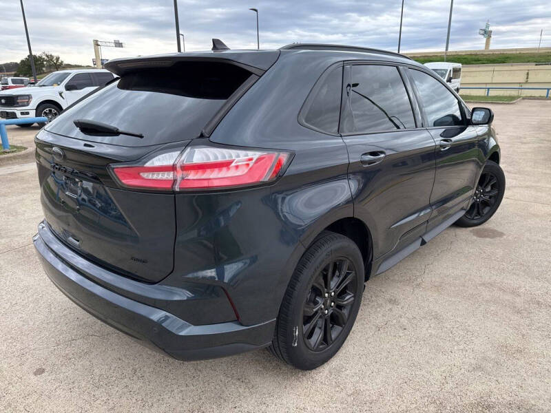 2023 Ford Edge SE