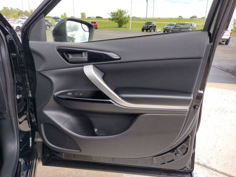 2026 Mitsubishi Eclipse Cross LE