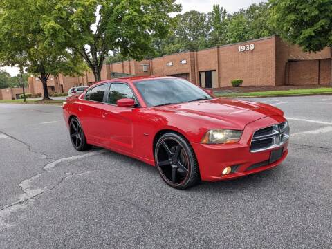 2013 Dodge Charger for sale at United Luxury Motors in Stone Mountain GA