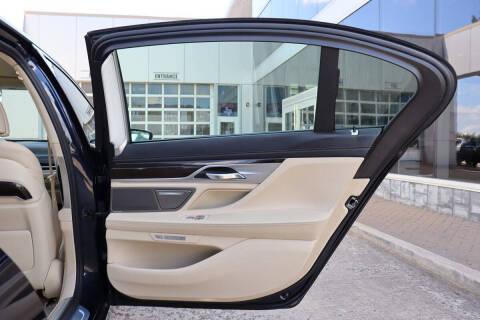 2016 BMW 7 Series 750i