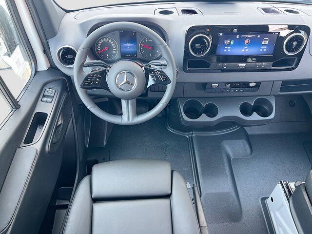 2026 Mercedes-Benz Sprinter 2500