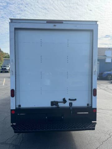 2023 Ford E-Series E-350 SD