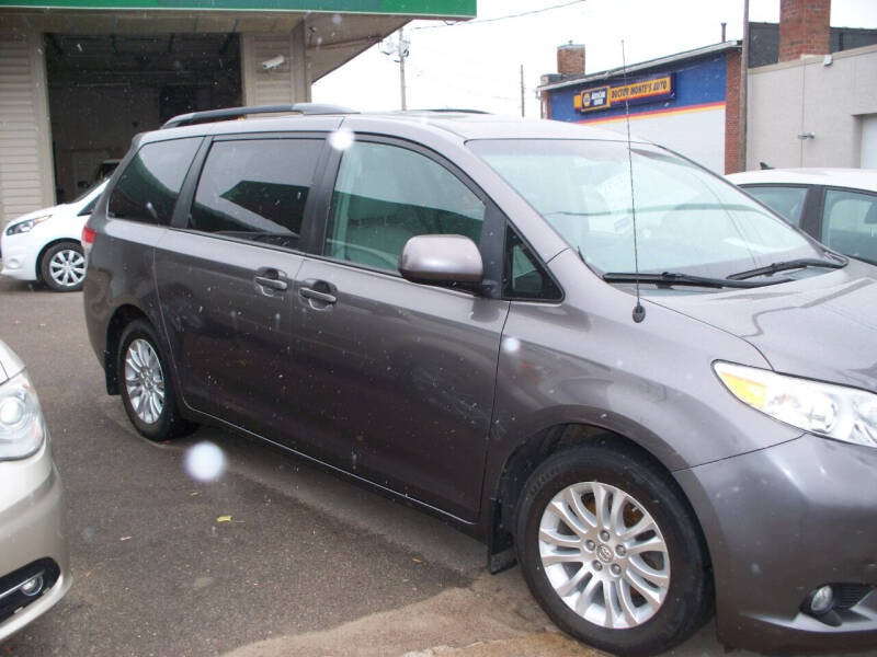 2013 Toyota Sienna for sale at North Metro Auto Sales in Cambridge MN