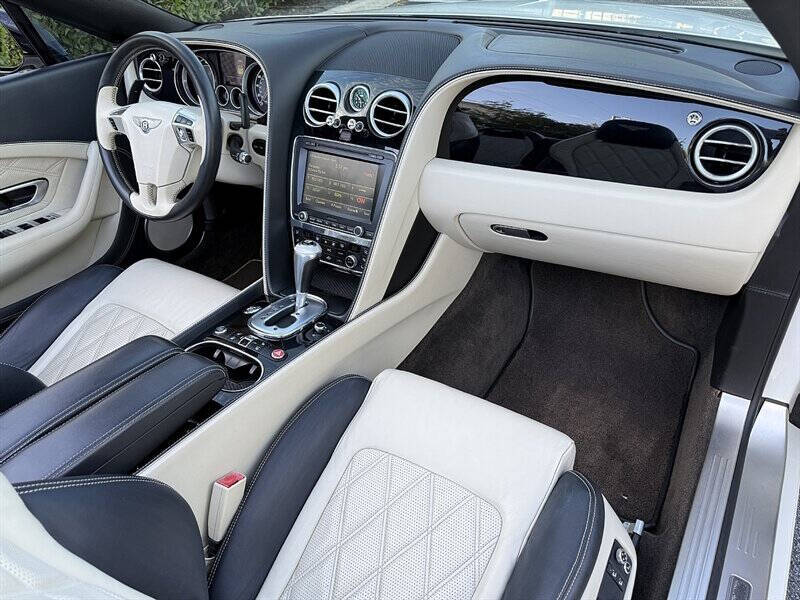 2015 Bentley Continental 16