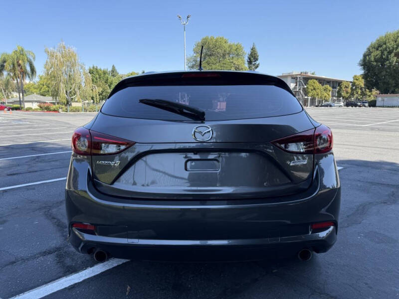 2017 Mazda MAZDA3 Touring