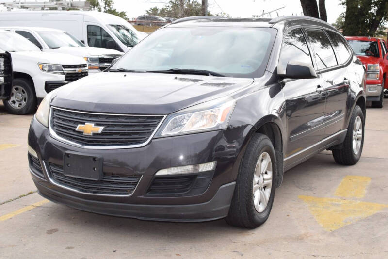 2015 Chevrolet Traverse LS's photo