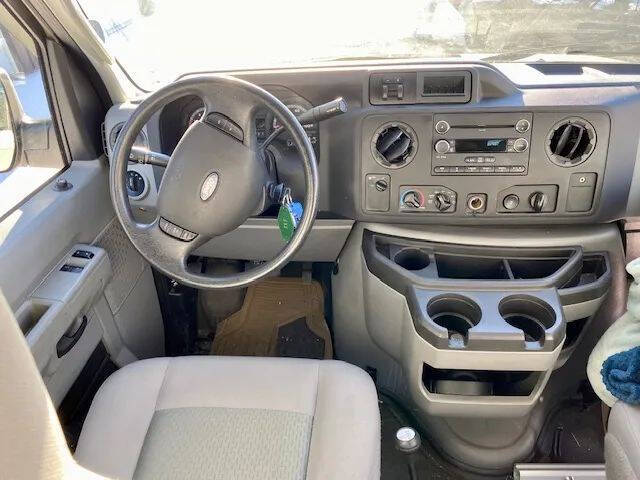 2014 Ford E-Series E-250