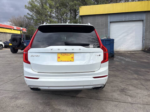 2019 Volvo XC90 T6 Momentum