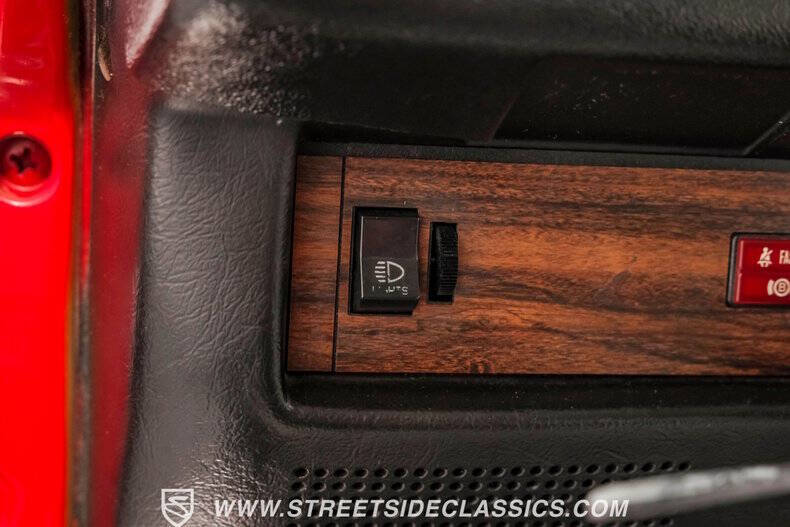 1975 Volkswagen Super Beetle