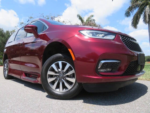 2021 Chrysler Pacifica Touring L